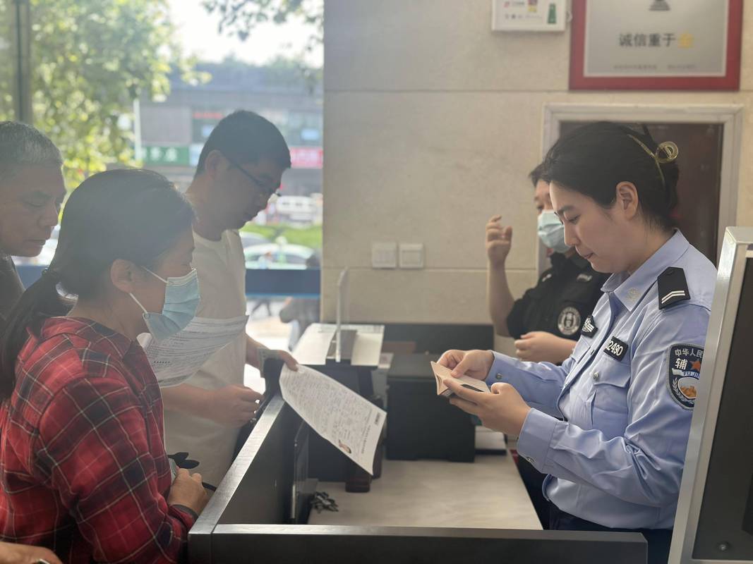 揭秘专业证件制作印刷背后的高品质交付逻辑与实操指南